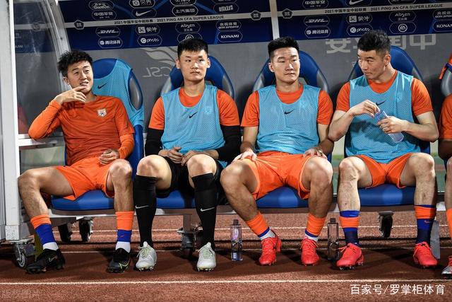 四川男篮：原助教张德贵接替莫科担任主教练