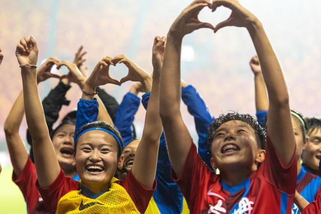 活塞力克奇才止8连败 小卡29+11快船险胜魔术